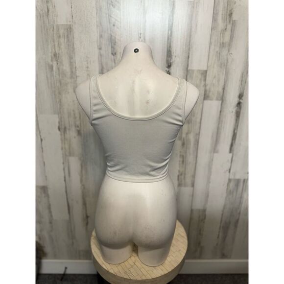 White crop top - Picture 3 of 5